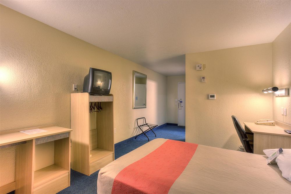 Motel 6-Portland, Or - Tigard West Екстериор снимка