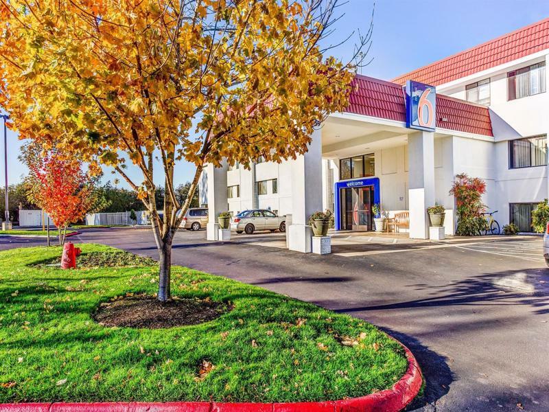 Motel 6-Portland, Or - Tigard West Екстериор снимка