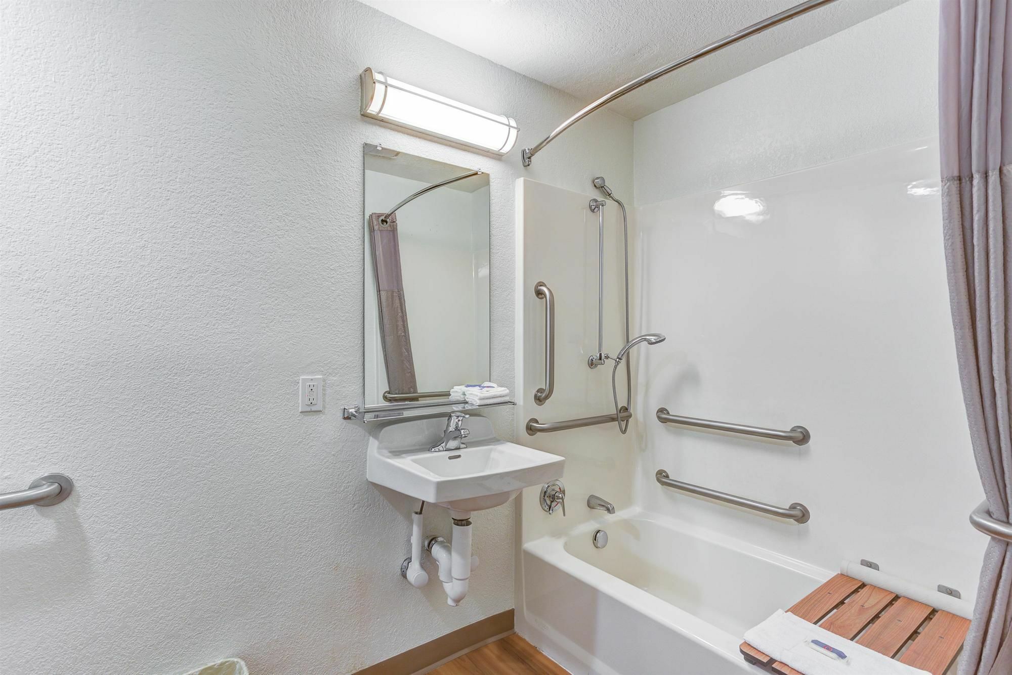 Motel 6-Portland, Or - Tigard West Екстериор снимка